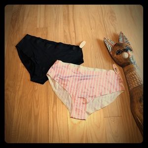 Victoria’s Secret Hiphuggers in L